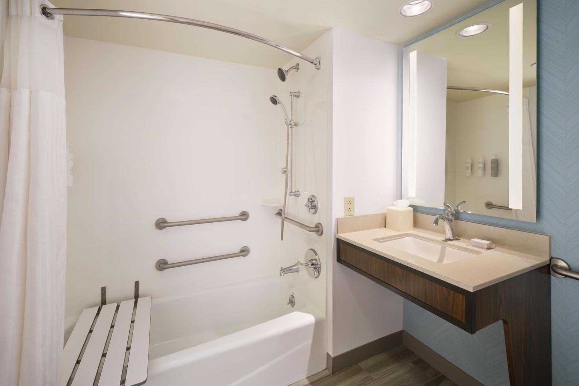 Hilton Garden Inn Houston/Bush Intercontinental Airport Exterior photo