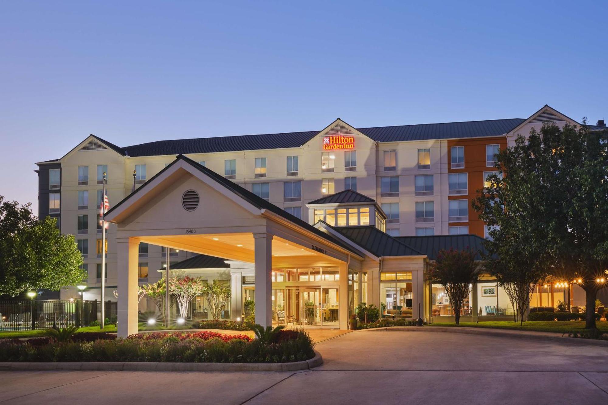 Hilton Garden Inn Houston/Bush Intercontinental Airport Exterior photo
